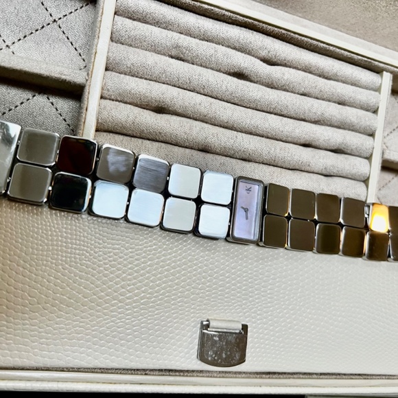 Calvin Klein Ladies Watch - Picture 3 of 3